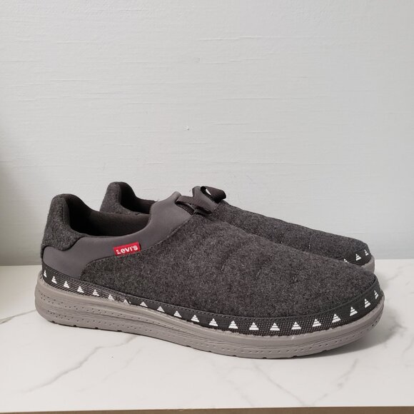 NEW Men\'s Levis slip on felt loafer slipper padded memory foam shoe sze XL 11-12
